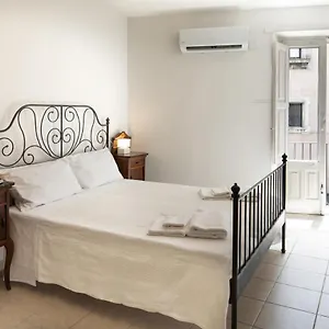 Сasa de vacaciones Garibaldi 94- Intera Casa A 2 Passi Dal Duomo